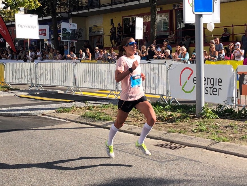 Nicola Spirig (Photo: Swiss Athletics) auf dem Weg zu ihrem Schweizer Meistertitel im Halbmarathon am Greifenseelauf in Uster 2019