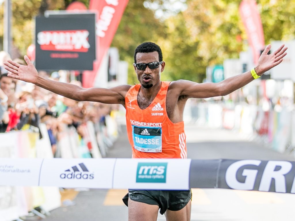 Tadesse Abraham gewinnt den Greifenseelauf 2018 (Photo: athletix.ch)