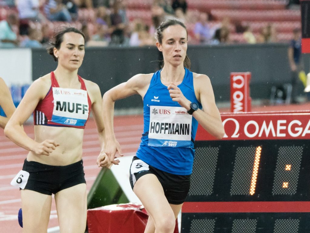 Die 800-m-Läuferin Lore Hoffmann an der SM Aktive 2017 in Zürich (Photo: athletix.ch)