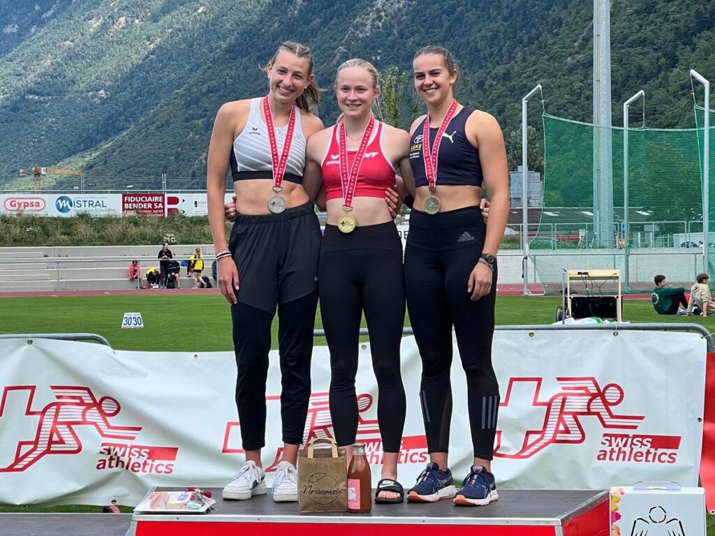 Liana Trümpi, Linda Bichsel, Anna Huber (Photo: Swiss Athletics)