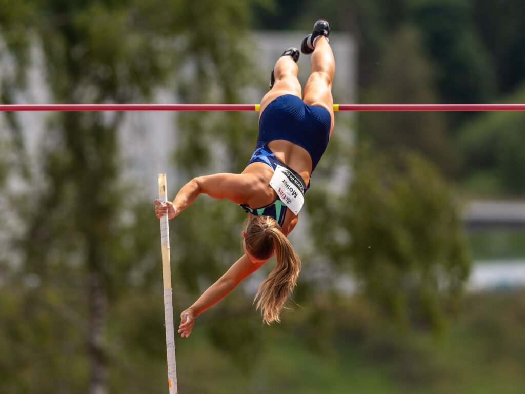 Angelica Moser beim Meeting 2020 in La Chaux-de-Fonds (Photo: athletix.ch)